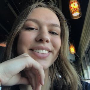 Meet your Posher, Faith